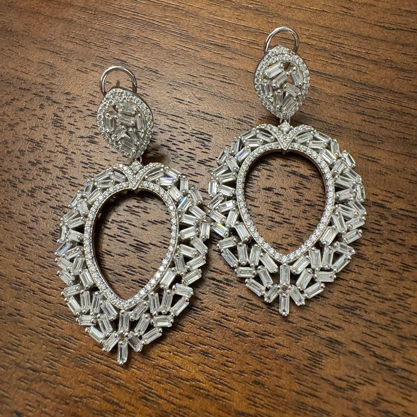 Luxury openwork baguette earrings